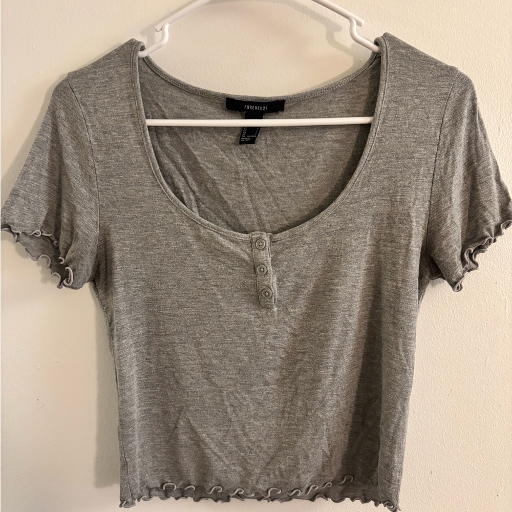 Forever 21 Sz Lg Heather Gray Ruffle Hem Crop Top